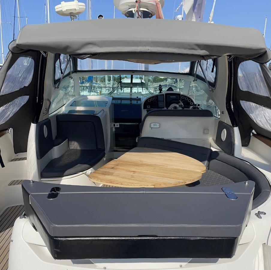 Une Nuit Sur Un Bateau Linge & Menage Inclus La Rochelle  Exteriör bild